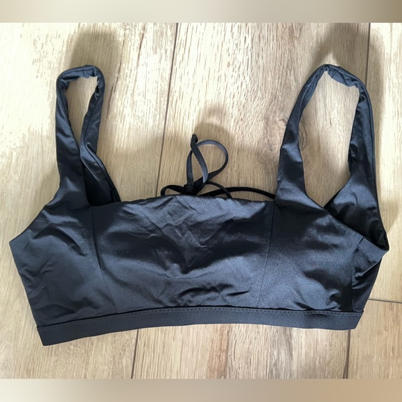 Becca swim top - Picture 1 of 3